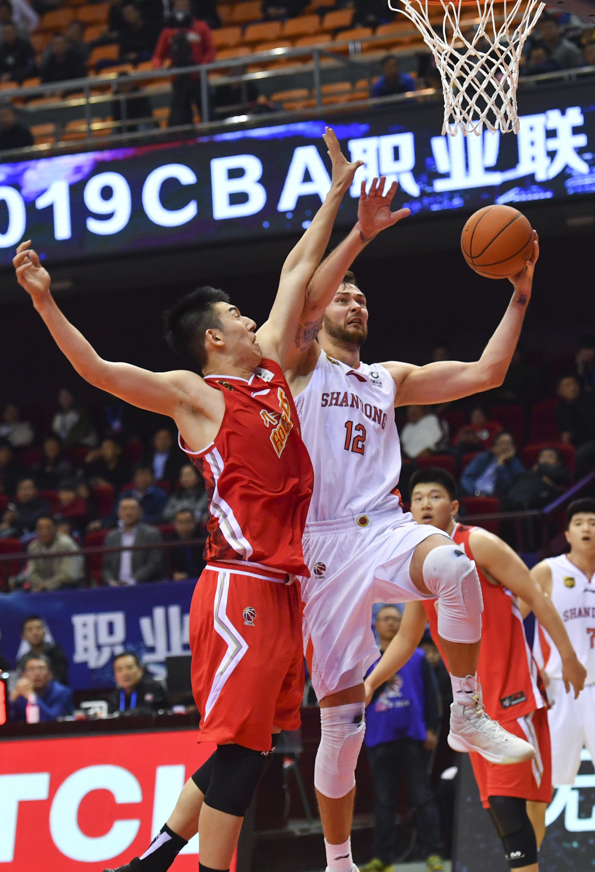 围与禁区弧 围与禁区弧